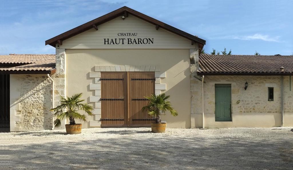 מלון Saint-Estèphe Chateau Haut Baron מראה חיצוני תמונה